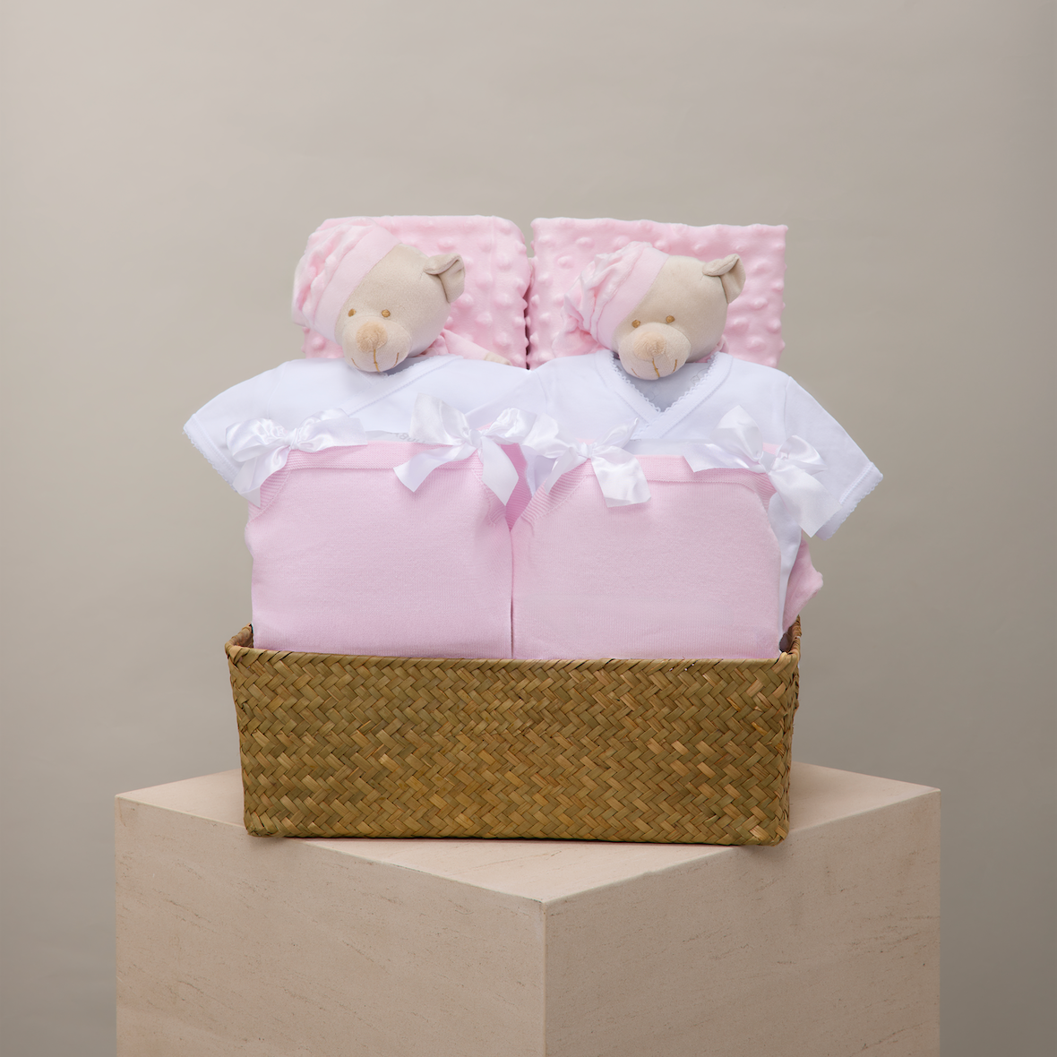 Twins Knitted in Pink