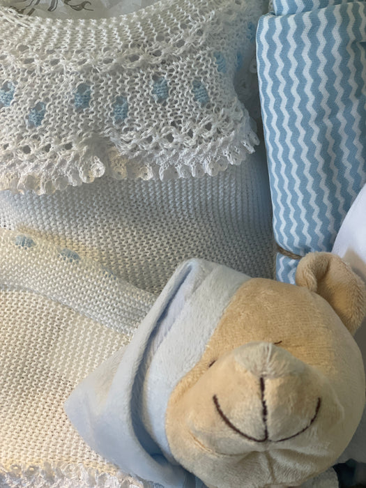 Blue caramel| baby gift | Newborn | boy gift| girl gift | 0-3 months |luxury| smart
