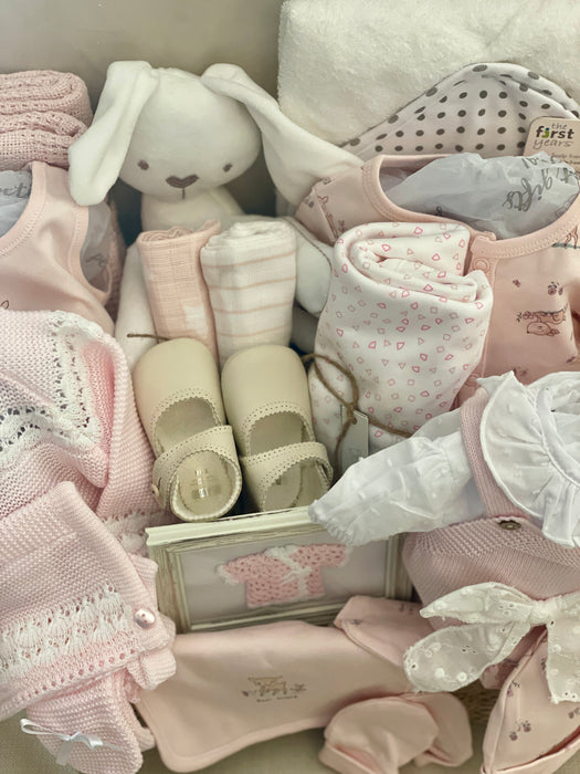 Pink triple dream luxury baby gifts| Newborn gifts | 0-3 months |super luxury baby girl gifts | gift for baby girl| gift for baby boy