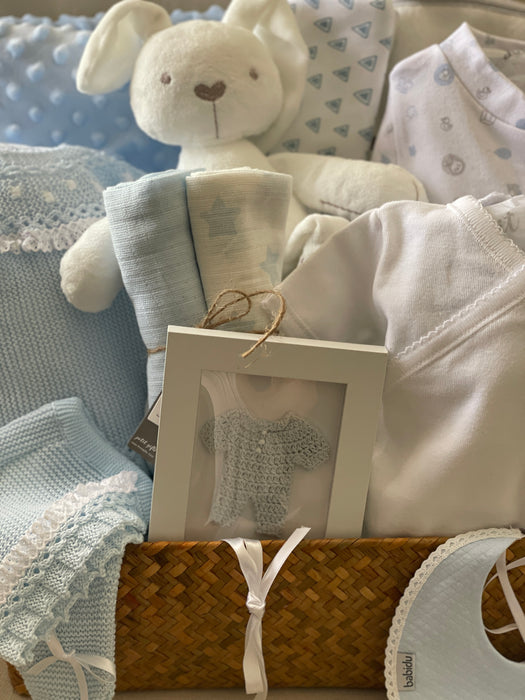 Blue dreams| baby gifts | Newborn gifts|baby boy gifts|baby girl gifts | 0-3 months | luxury gifts for baby