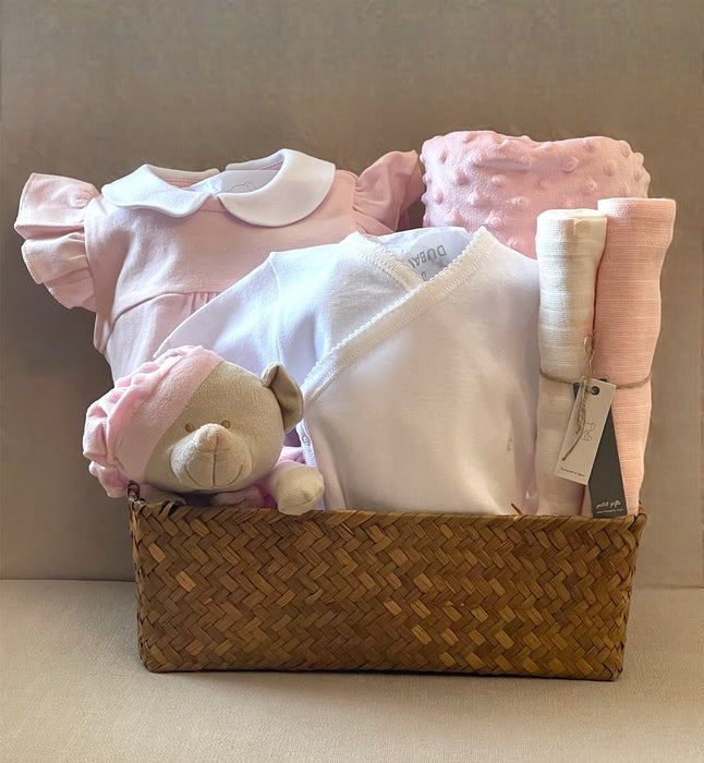 Luxury pink baby girl hamper with the most unique baby gifts– perfect baby shower gift with delivery in Dubai and UAE.