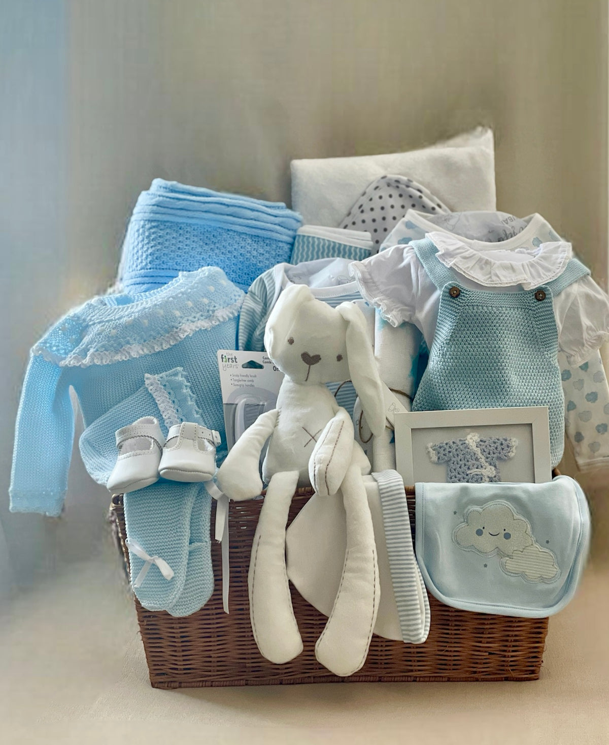 Amazon.com : Baby Shower Gifts Basket for Boy - 18 Baby Boy Essentials,  Blue Baby Gift Sets for Newborn, New Baby Boy Gift Basket, Maternity  Welcome Baby Boy Gift : Baby