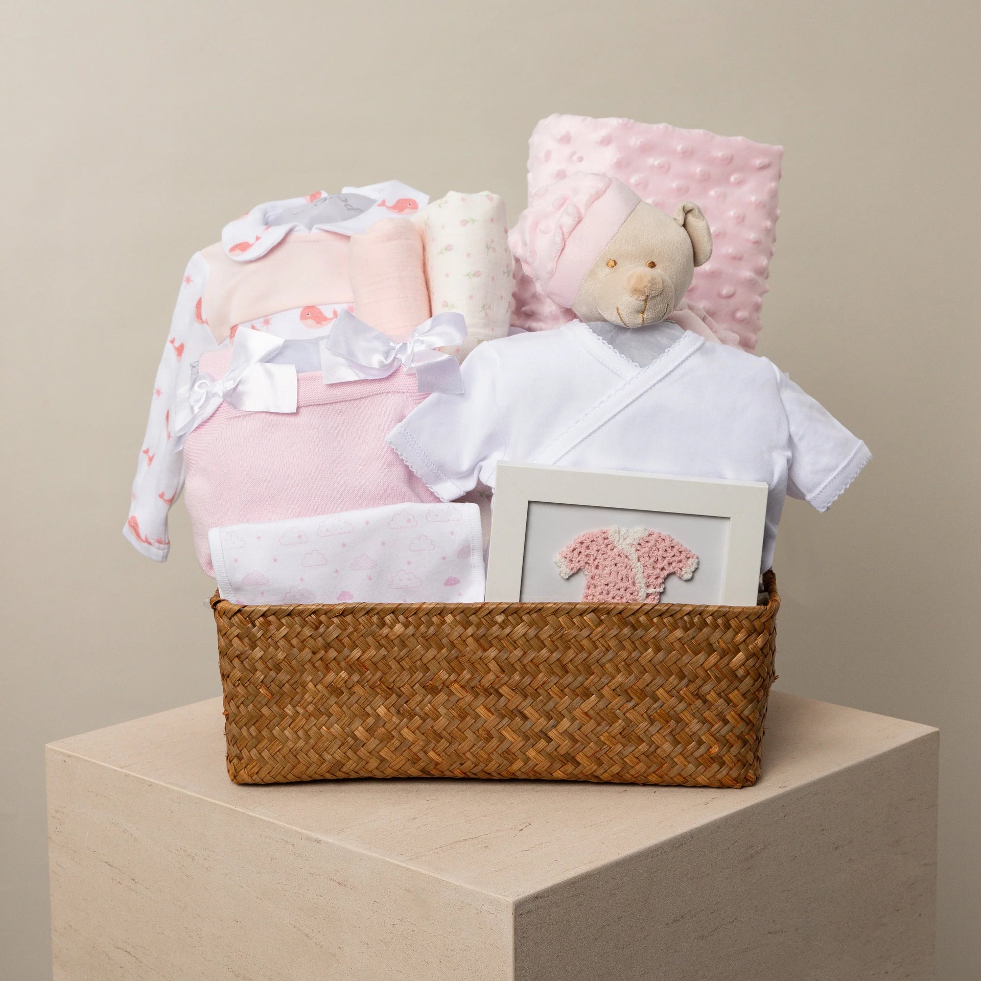 baby girl layettes