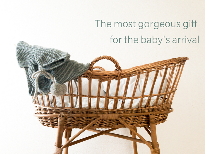 Bassinet top gift basket