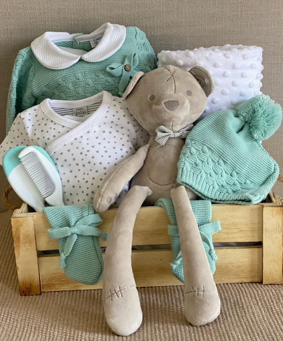 Sweet green| baby gift | Newborn | boy gift| girl gift | 0-3 months
